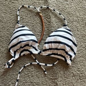 VIX Swimwear Top Size D navy and white